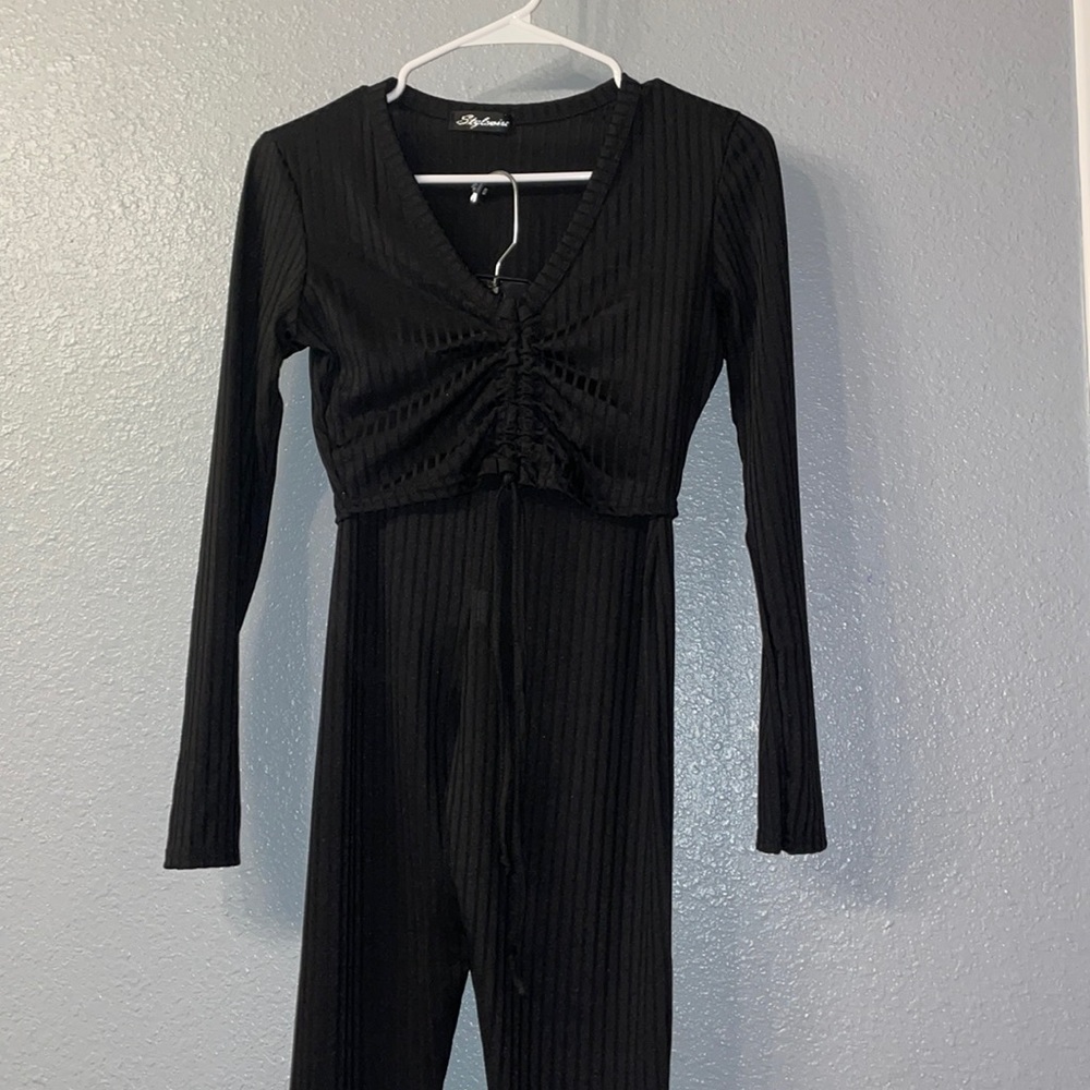 Black matching set, brand new.